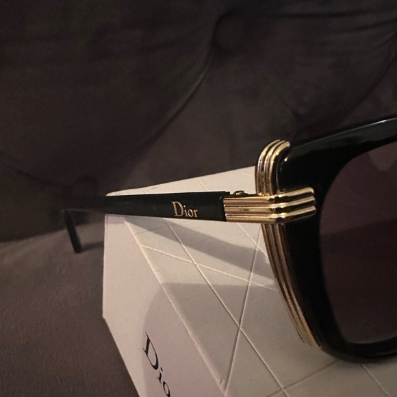 Christian Dior Black Shades with gold hardware COA included + case and cloth - Picture 8 of 16